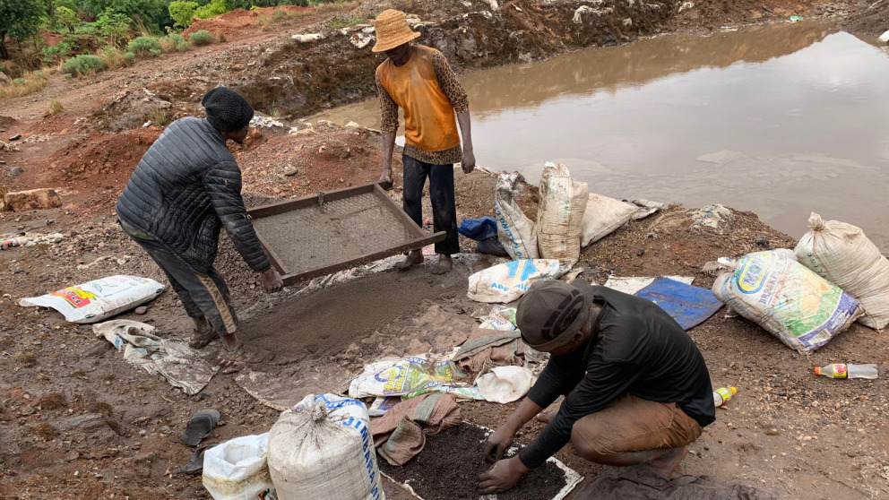 Cobalt mining in the Democratic Republic of Congo: better regulation is needed.
